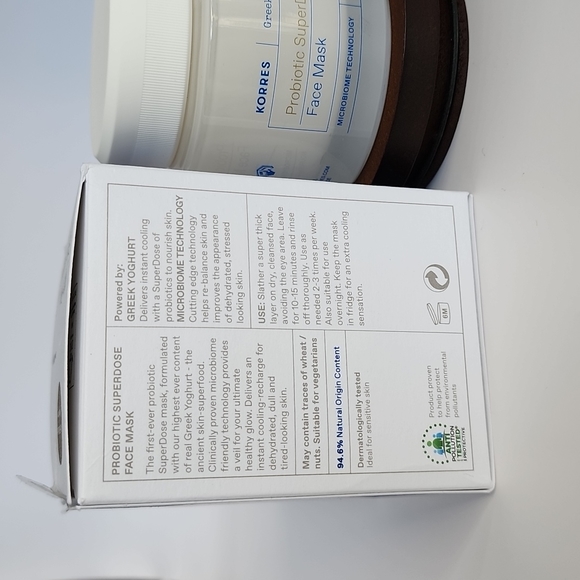 Korres Greek Yoghurt Probiotic SuperDose Face Mask - Picture 10 of 14